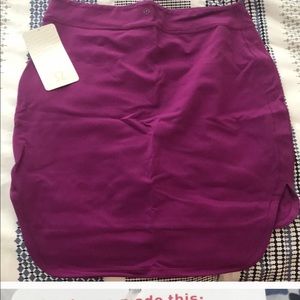 lululemon athletica Skirts - Lululemon EUC city skirt size 10 lululemon athletica Skirts - Lululemon EUC city skirt size 10